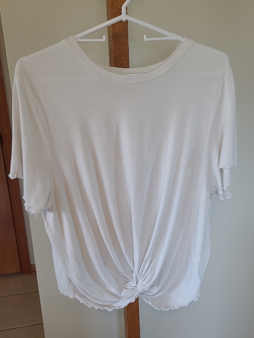 American Eagle White Short Sleeve Knot-Front Tee